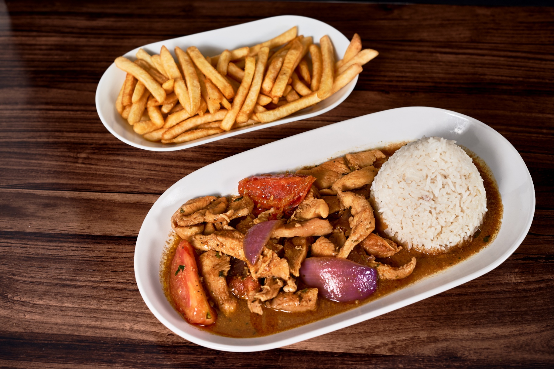 Pollo Saltado